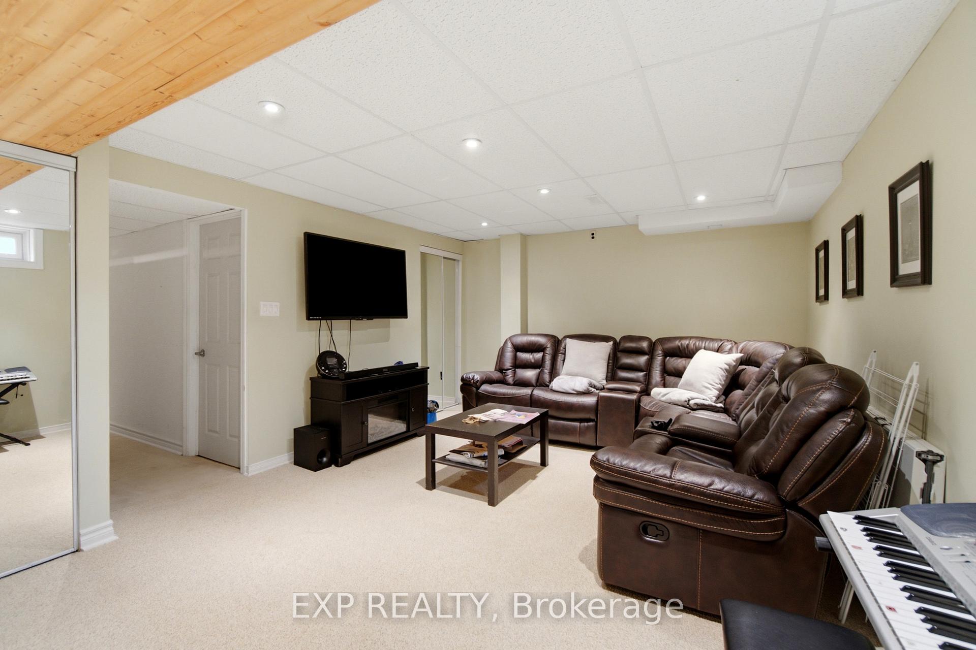 Photo 35 of 4322 Fairview Street, Burlington, Shoreacres — HOMEH