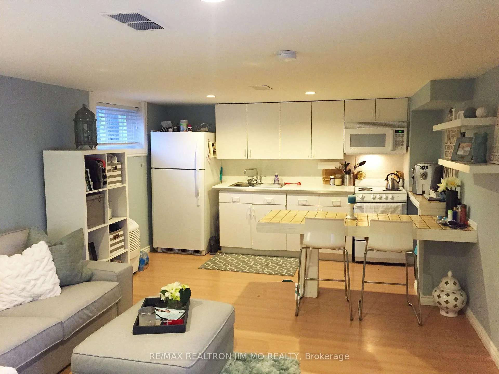 Photo 2 of 192 Maxome Avenue, North York, Newtonbrook East — HOMEH