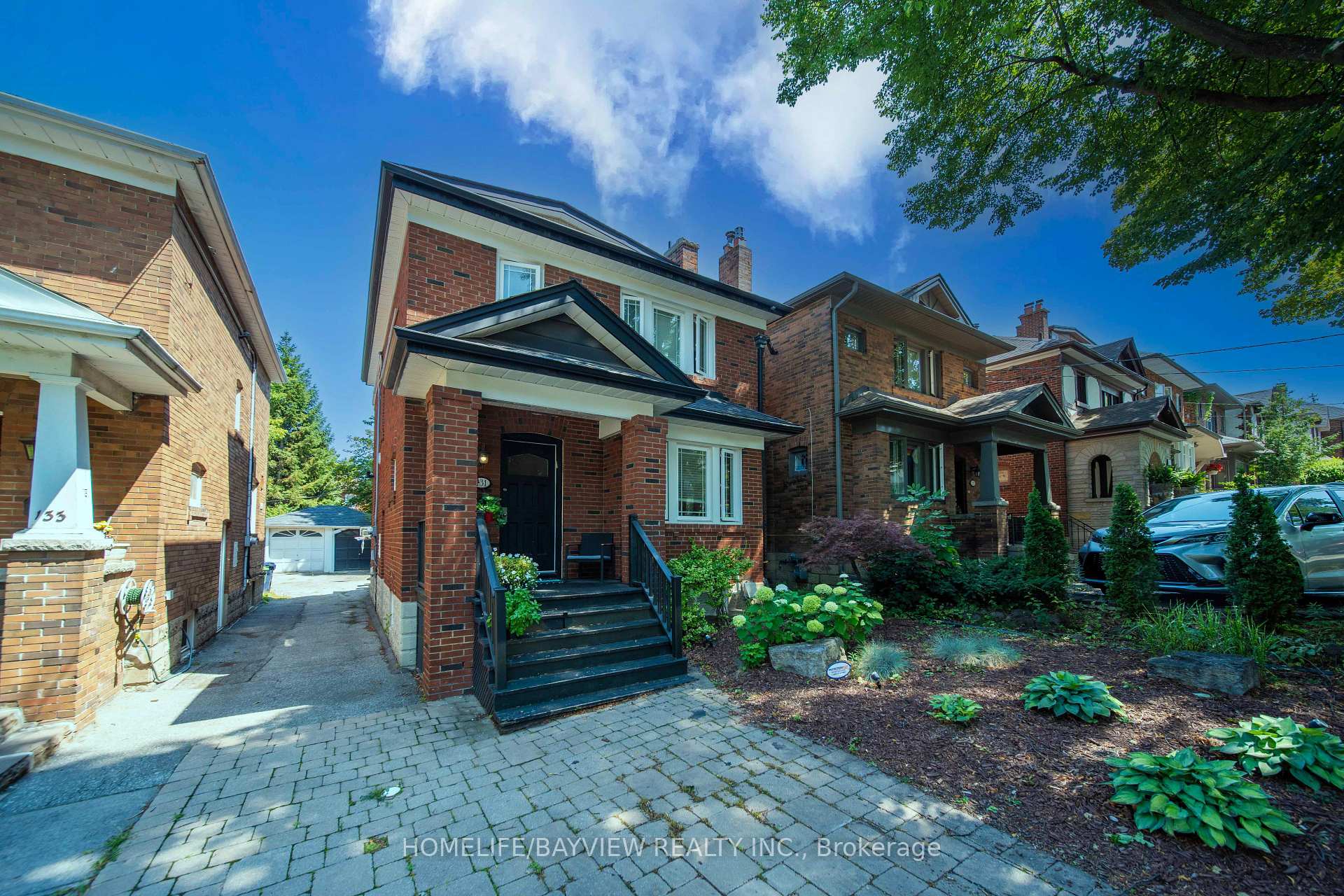 Photo 2 of 131 Heddington Avenue, Toronto, Lawrence Park South — HOMEH