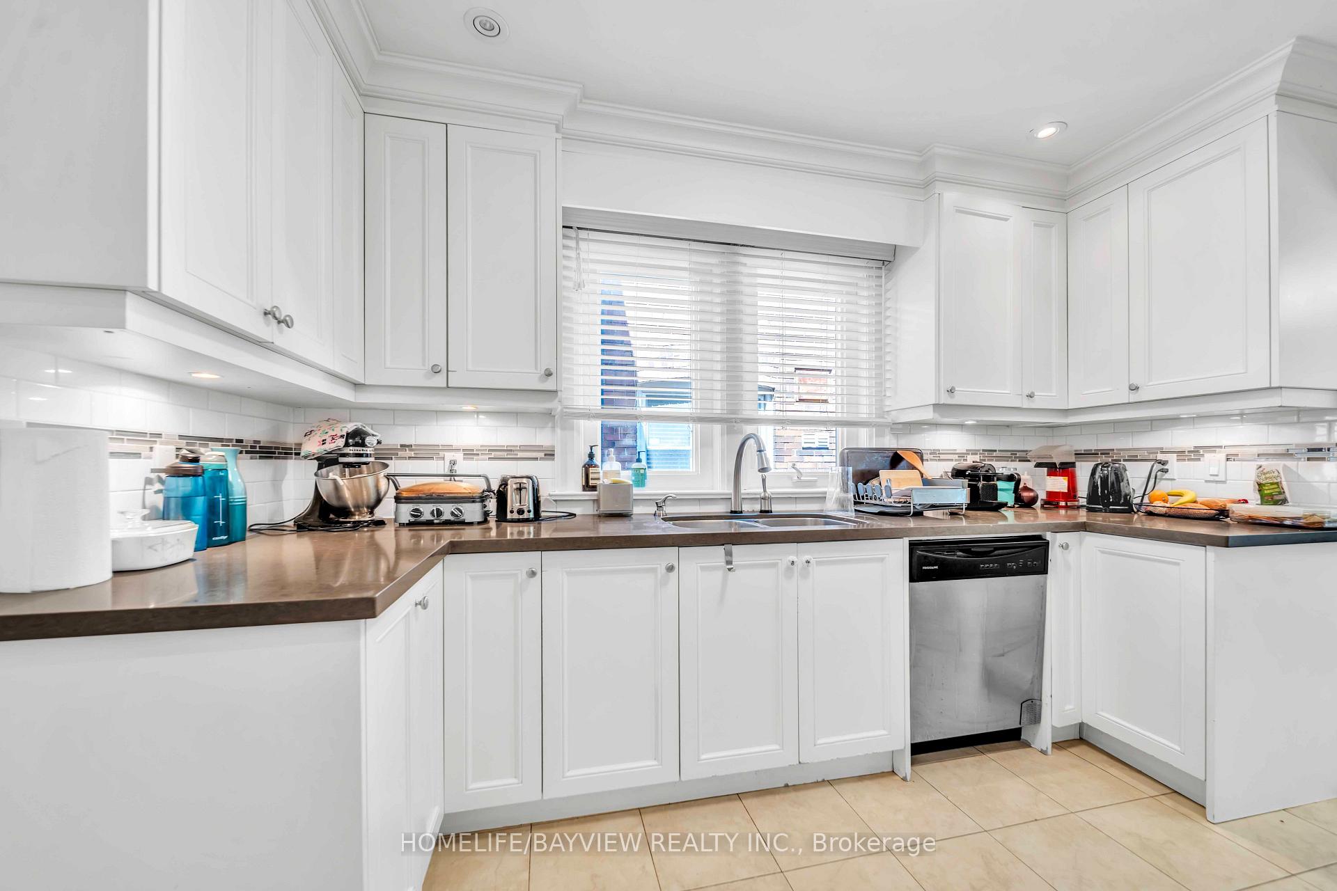 Photo 9 of 131 Heddington Avenue, Toronto, Lawrence Park South — HOMEH