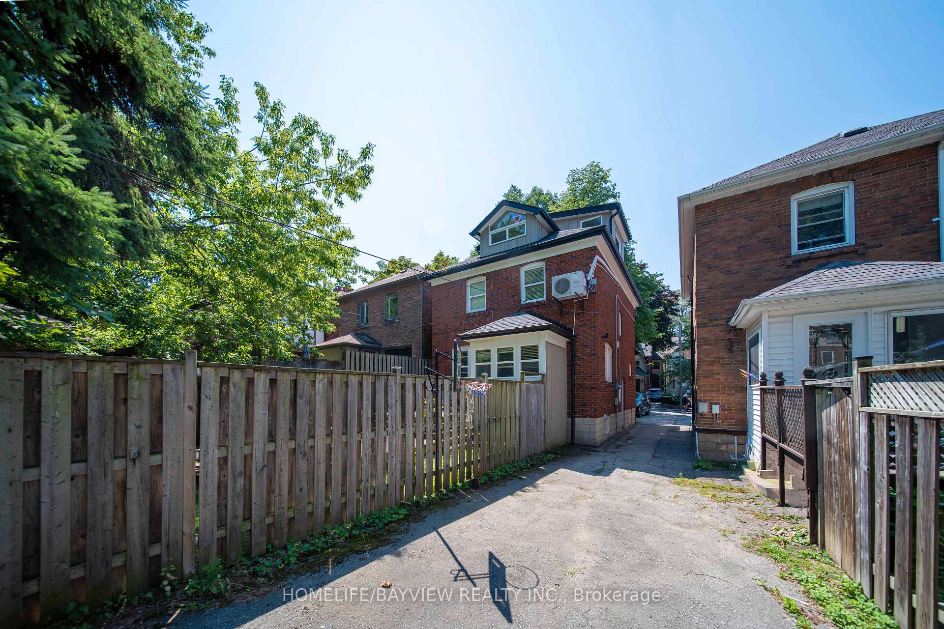 Photo 31 of 131 Heddington Avenue, Toronto, Lawrence Park South — HOMEH