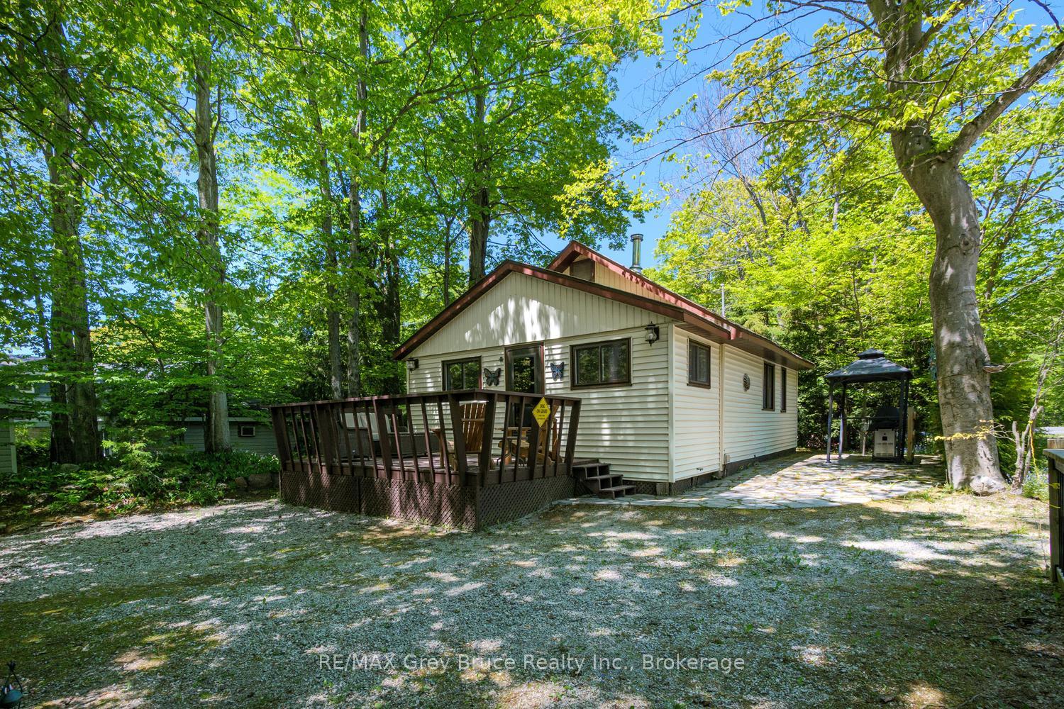 Photo 3 of 112 Symon Avenue, South Bruce Peninsula — HOMEH
