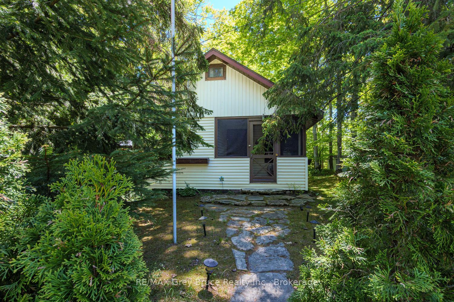 Photo 23 of 112 Symon Avenue, South Bruce Peninsula — HOMEH