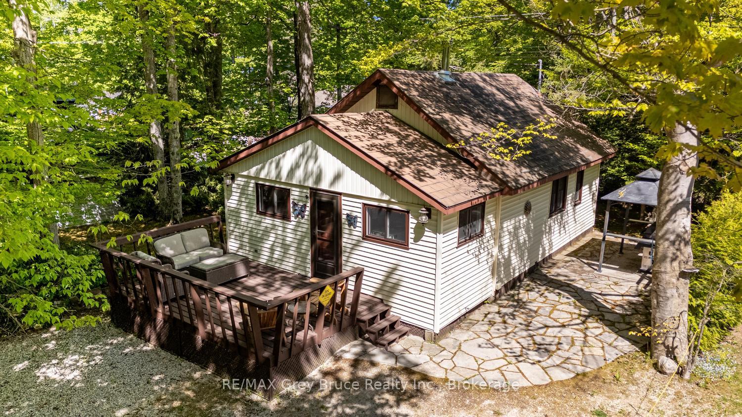 Photo 26 of 112 Symon Avenue, South Bruce Peninsula — HOMEH