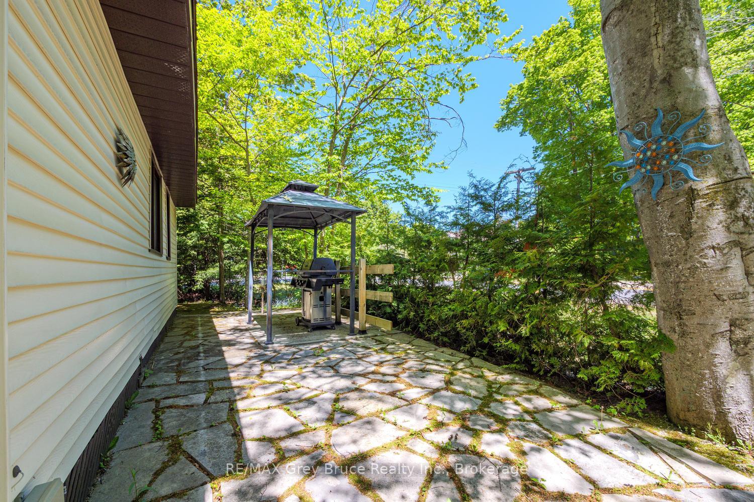 Photo 32 of 112 Symon Avenue, South Bruce Peninsula — HOMEH