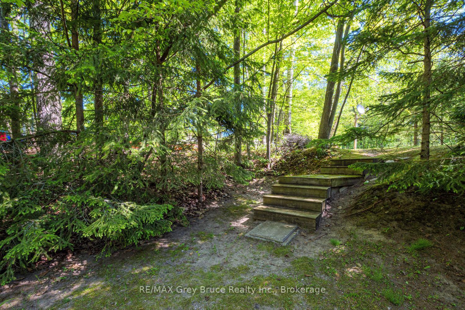 Photo 37 of 112 Symon Avenue, South Bruce Peninsula — HOMEH