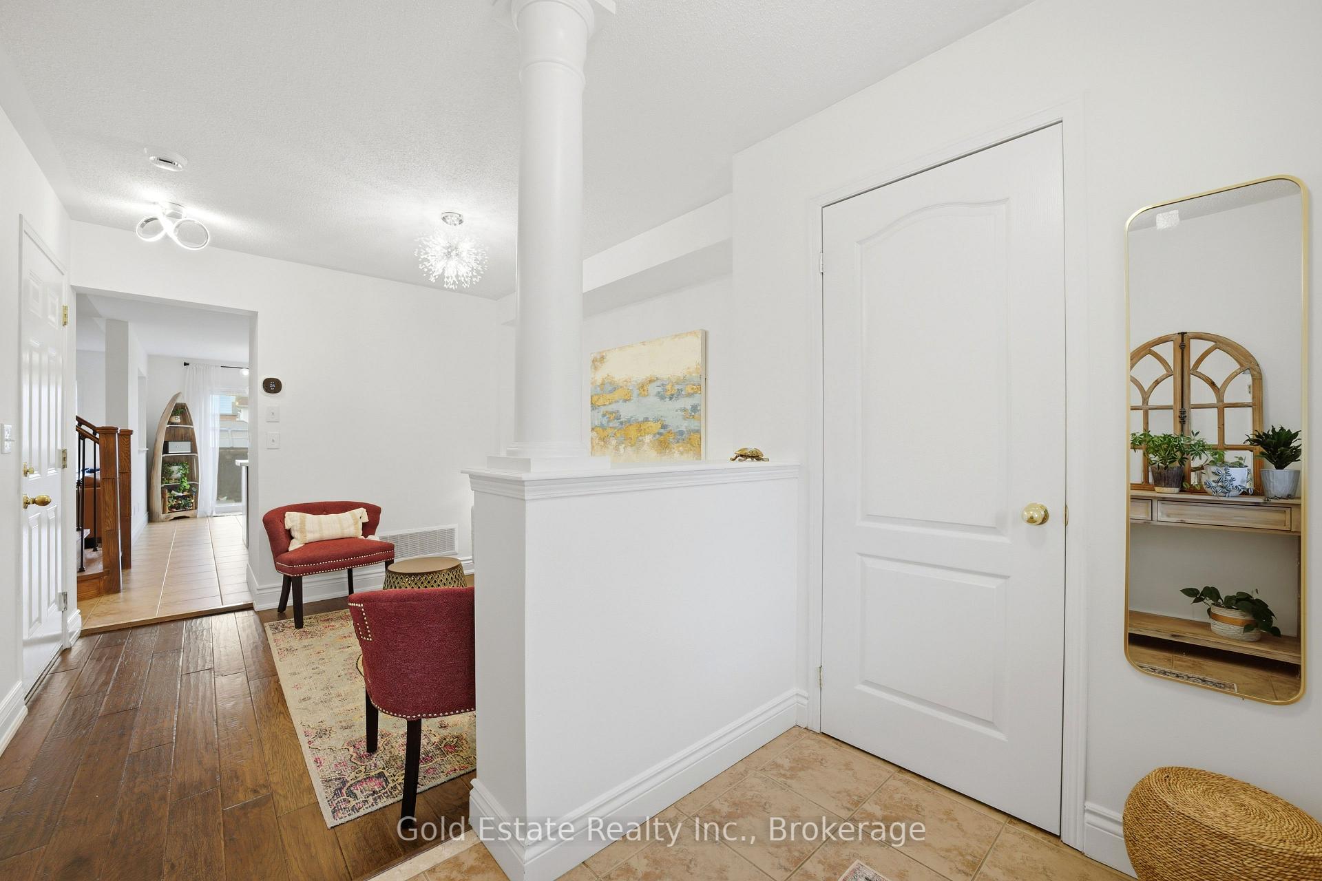 Photo 3 of 4875 Valera Road, Burlington, Alton — HOMEH