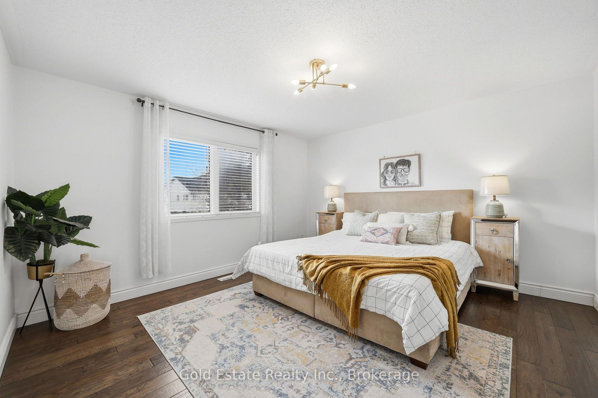 Photo 11 of 4875 Valera Road, Burlington, Alton — HOMEH