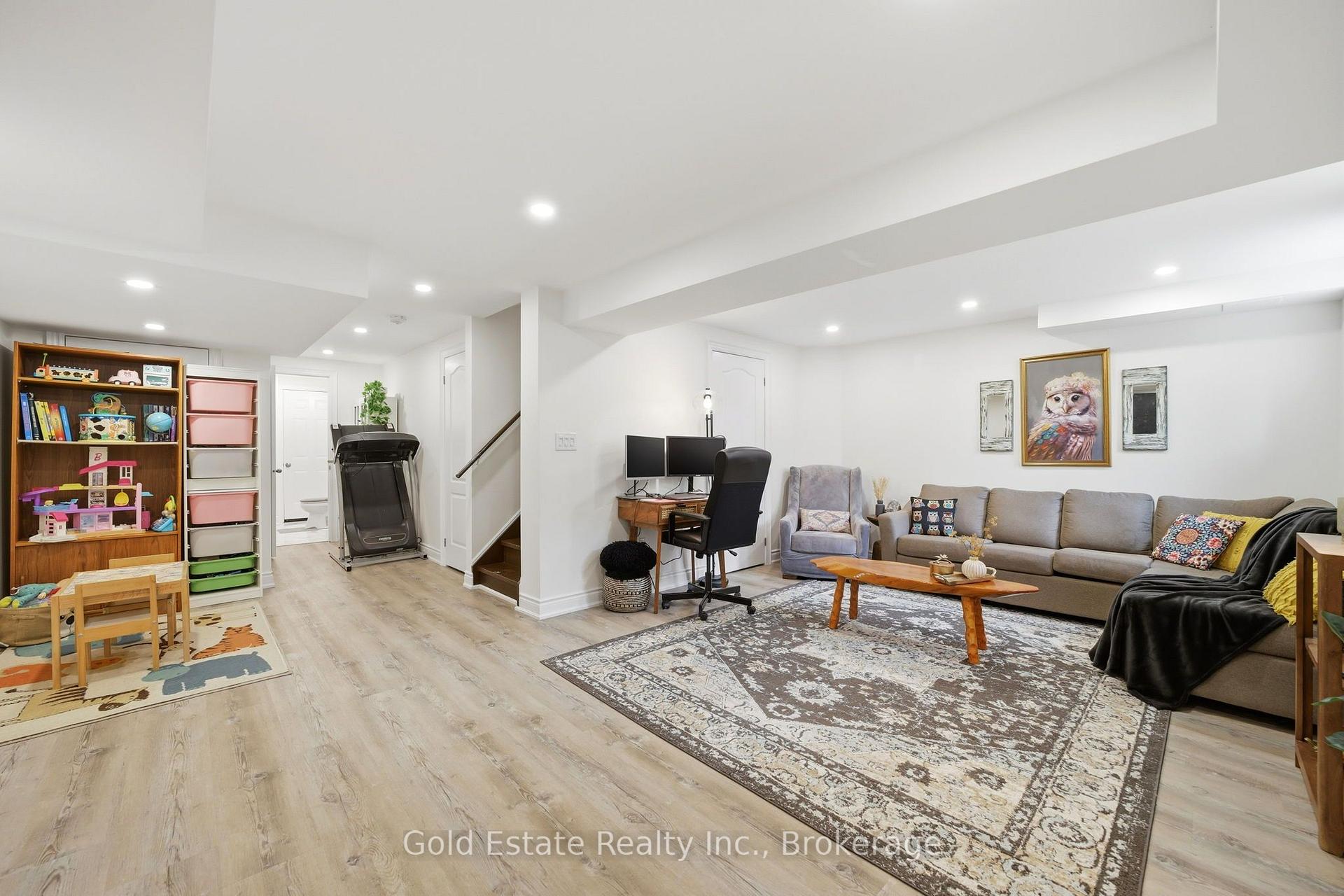 Photo 17 of 4875 Valera Road, Burlington, Alton — HOMEH