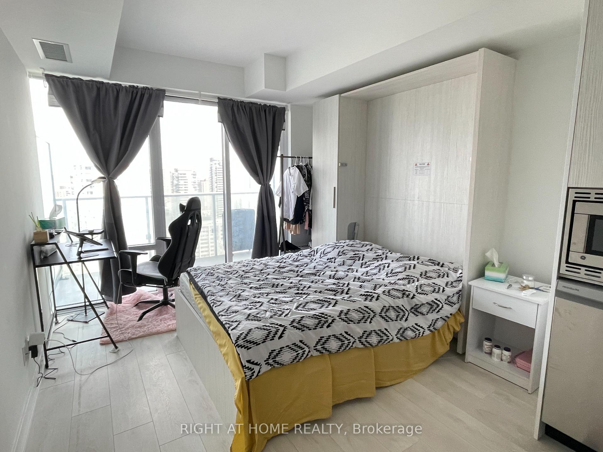 Photo 3 of Unit 2206, 501 Yonge Street, Toronto, Church-Yonge Corridor — HOMEH