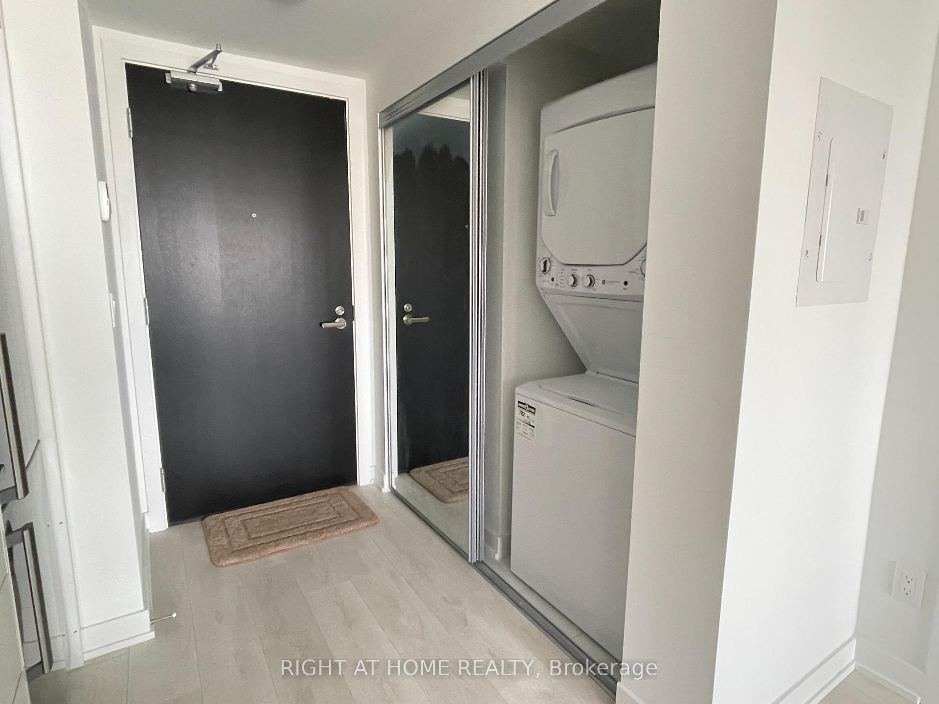 Photo 5 of Unit 2206, 501 Yonge Street, Toronto, Church-Yonge Corridor — HOMEH