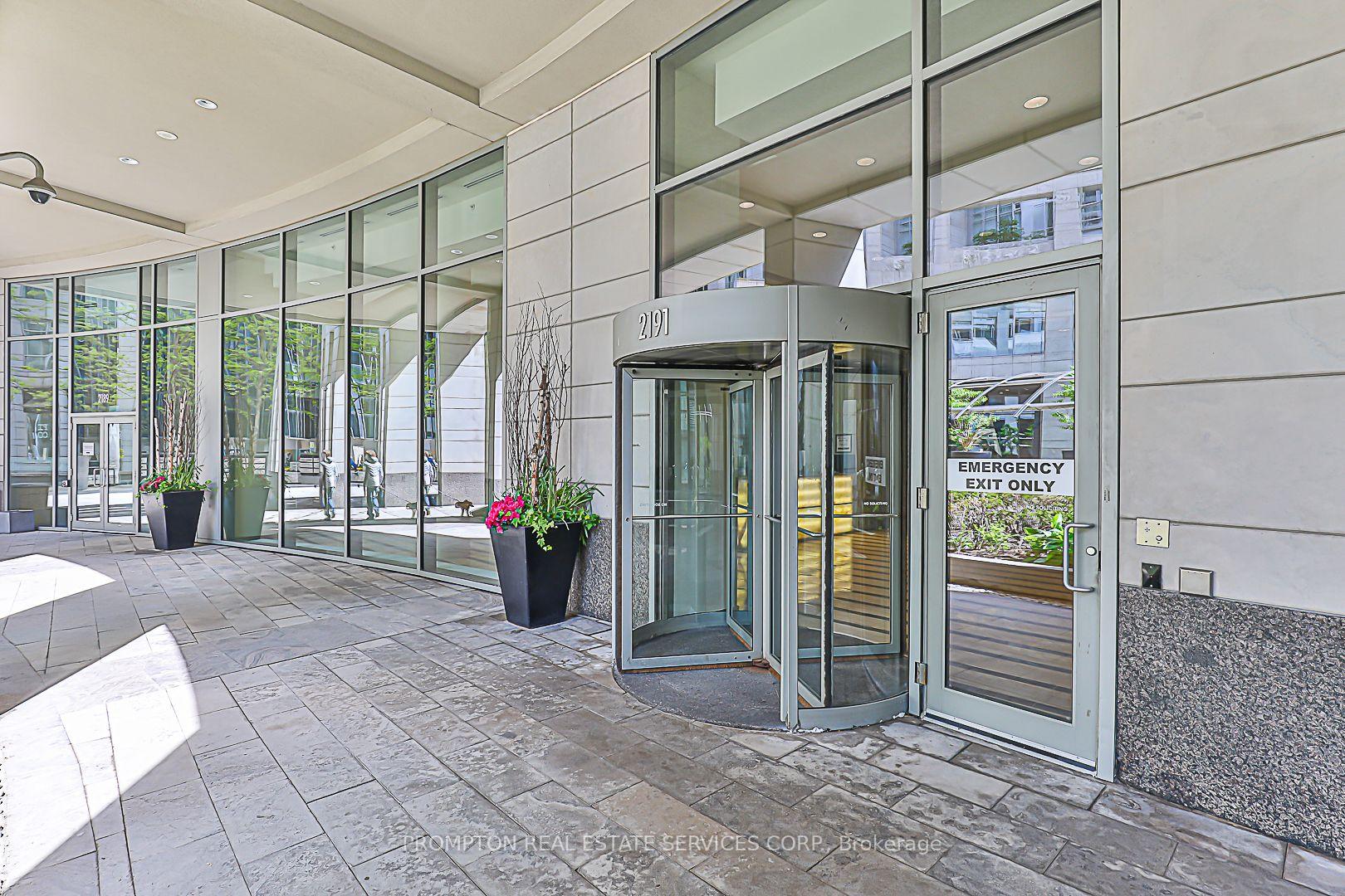 Photo 4 of Unit 2905, 2191 Yonge Street, Toronto, Mount Pleasant West — HOMEH