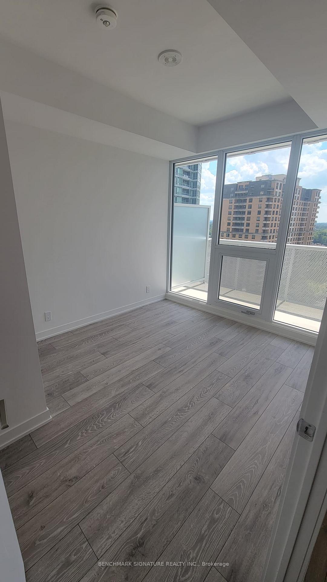 Photo 4 of Unit 1312, 15 Holmes Avenue, North York, Willowdale East — HOMEH