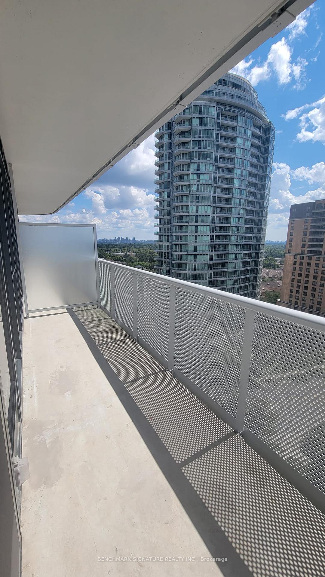 Photo 6 of Unit 1312, 15 Holmes Avenue, North York, Willowdale East — HOMEH