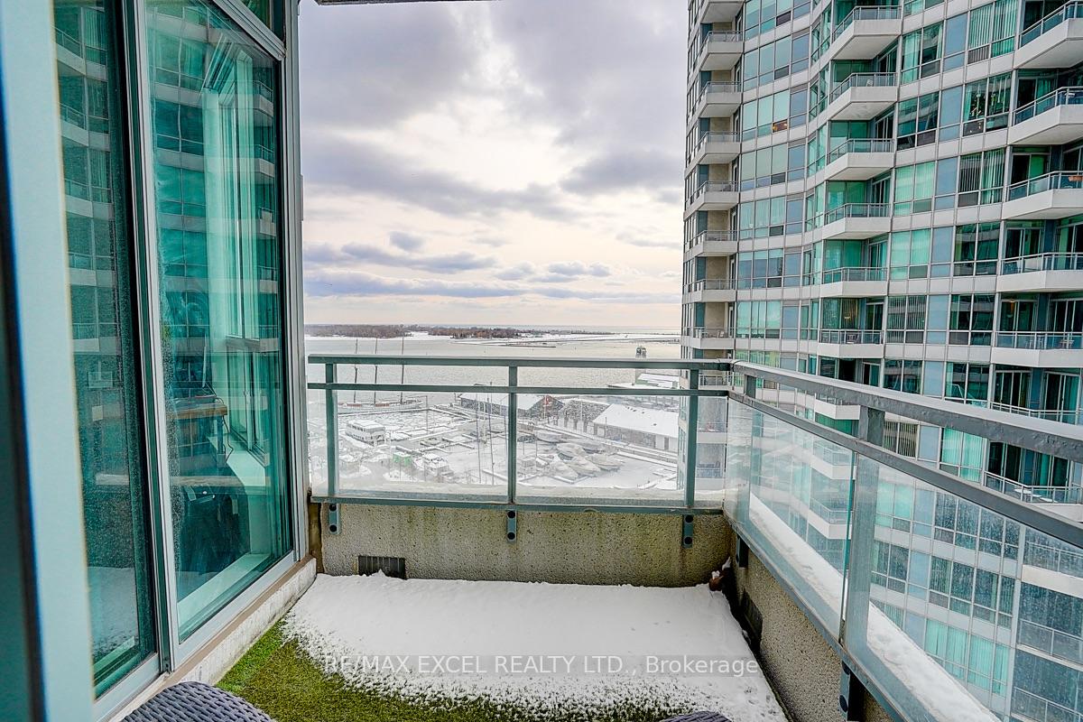 Photo 12 of Unit 1710, 228 Queens Quay W, Toronto, Waterfront Communities — HOMEH