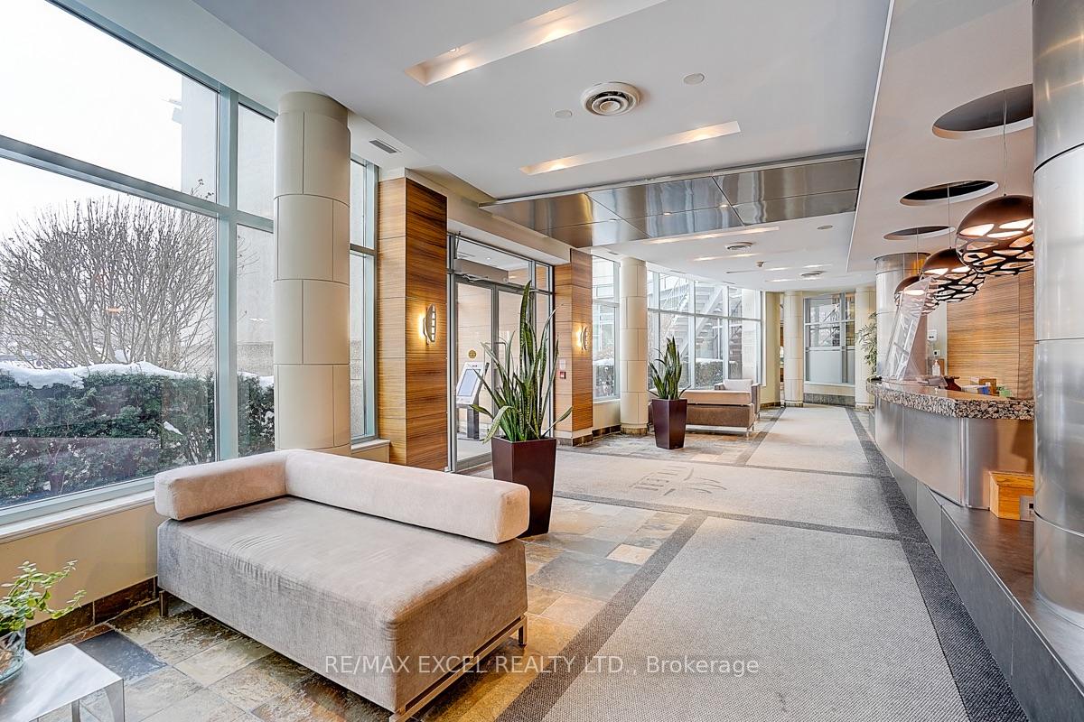 Photo 16 of Unit 1710, 228 Queens Quay W, Toronto, Waterfront Communities — HOMEH