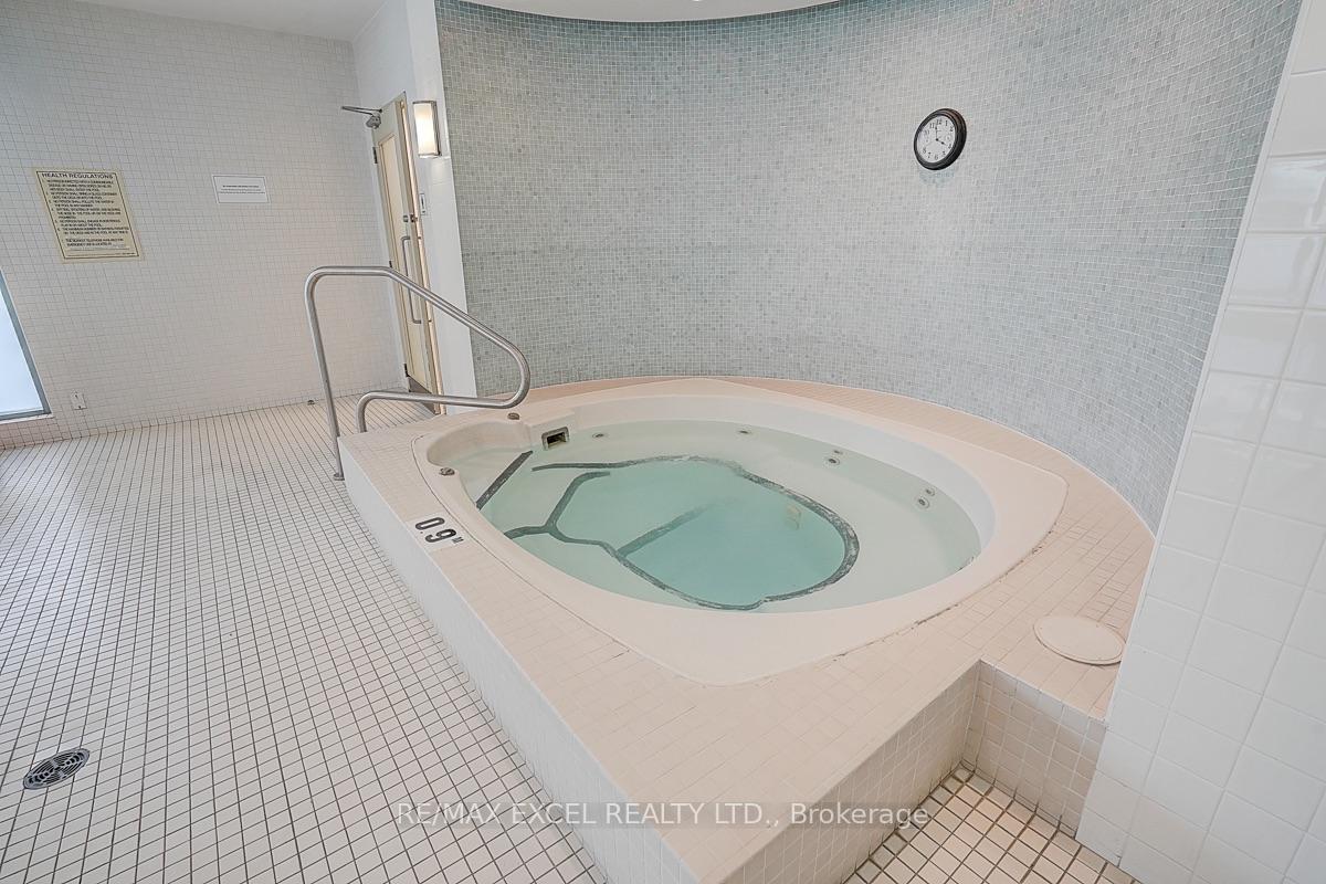 Photo 22 of Unit 1710, 228 Queens Quay W, Toronto, Waterfront Communities — HOMEH