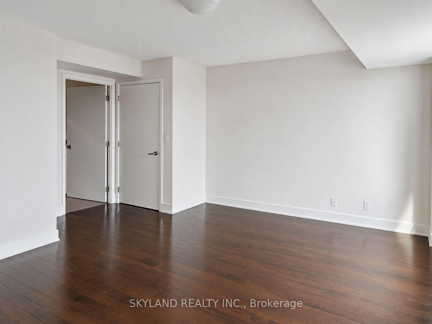Photo 16 of Unit 514, 676 Sheppard Street E, North York, Bayview Village — HOMEH