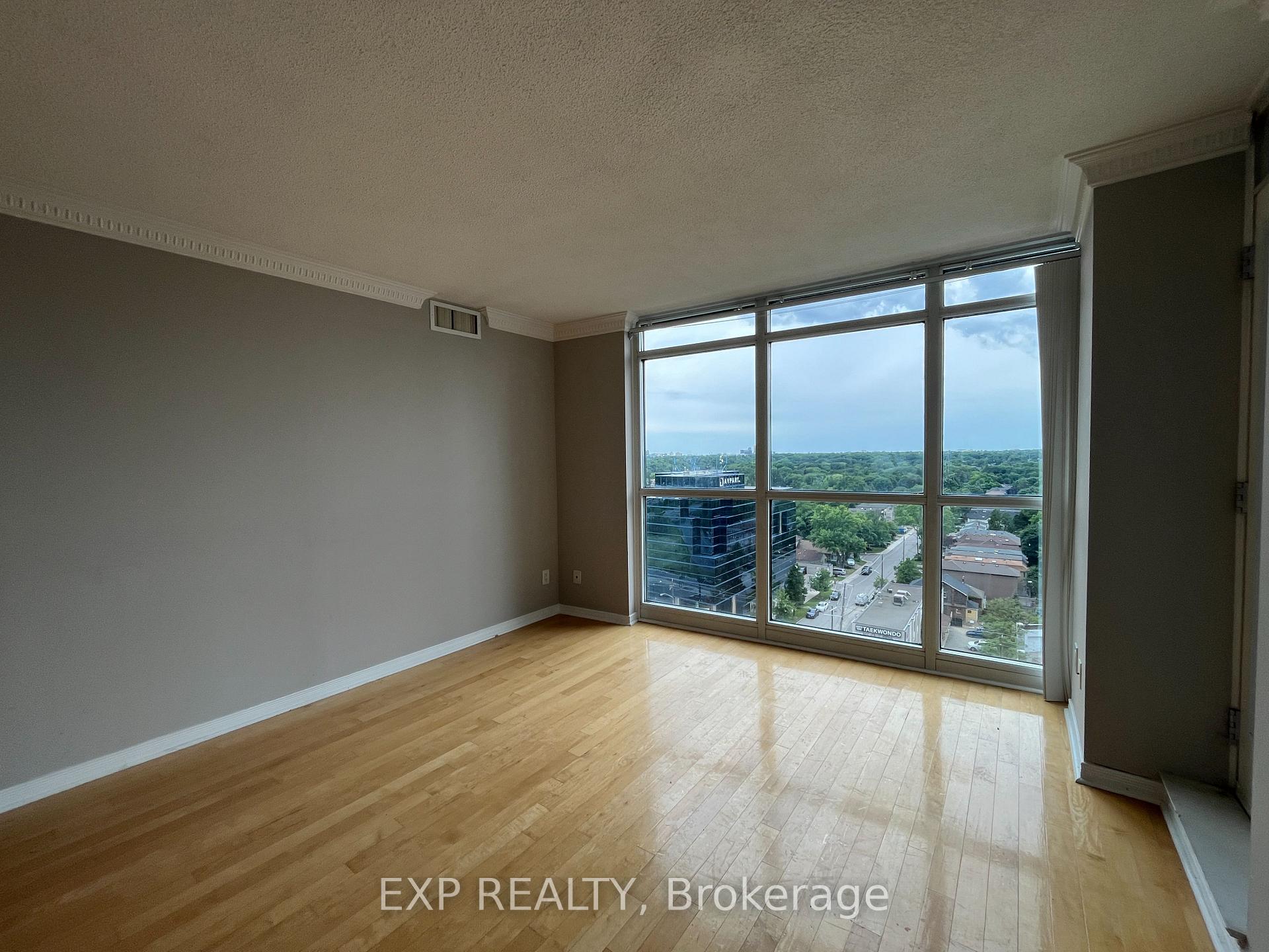 Photo 11 of Unit 1608, 28 Harrison Garden Boulevard, North York, Willowdale East — HOMEH
