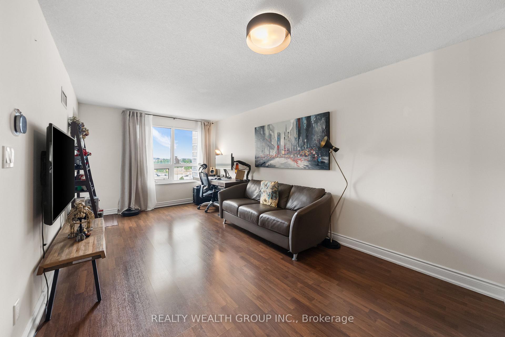 Photo 5 of Unit 822, 50 Clegg Road, Markham, Unionville — HOMEH