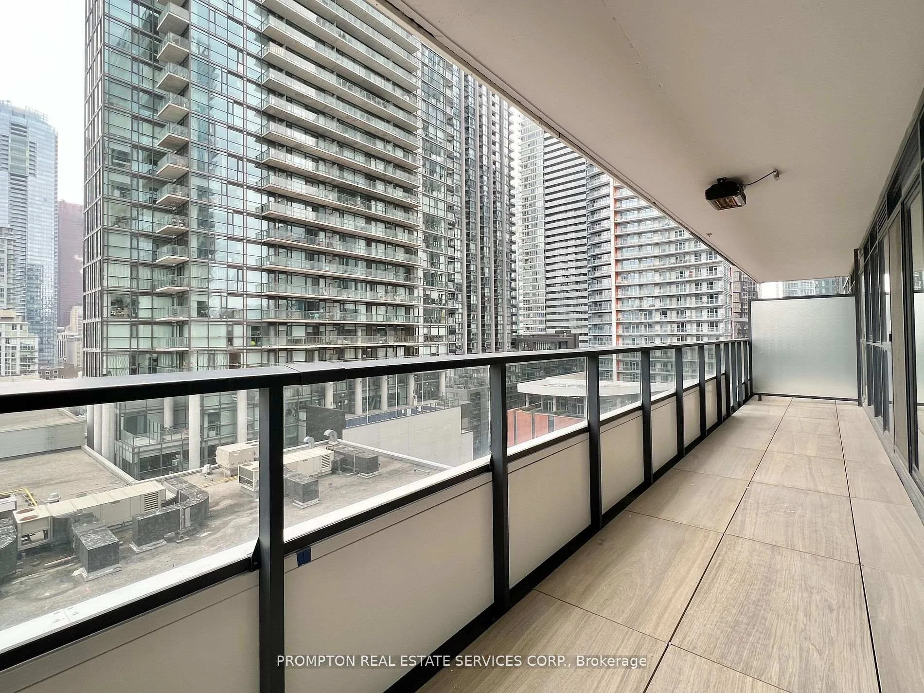 Photo 17 of Unit #1505, 38 Widmer Street, Toronto, Waterfront Communities — HOMEH