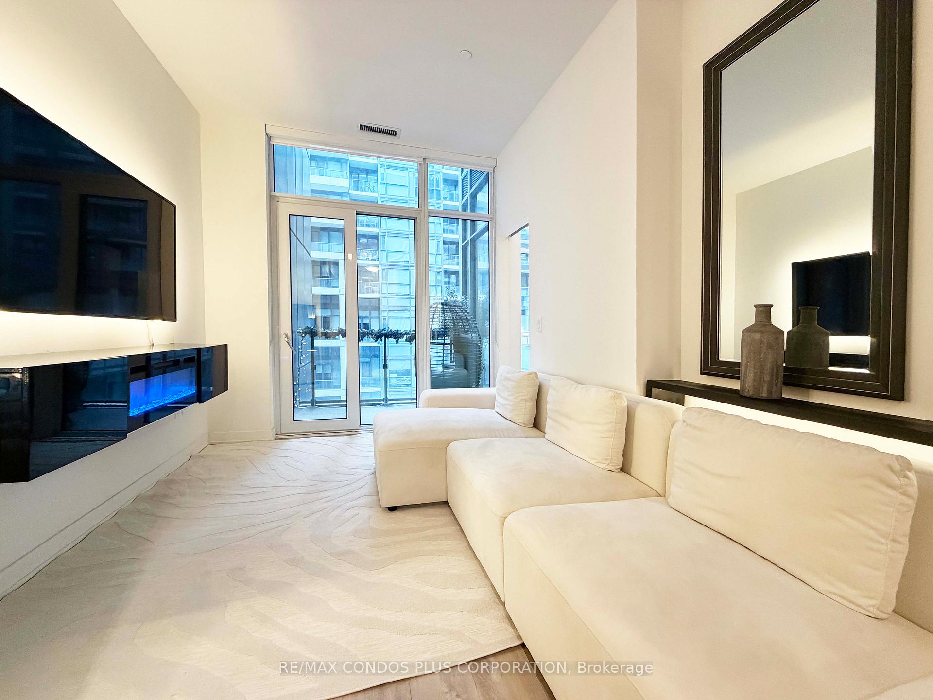 Photo 3 of Unit 1113, 60 Princess Street, Toronto, Waterfront Communities — HOMEH