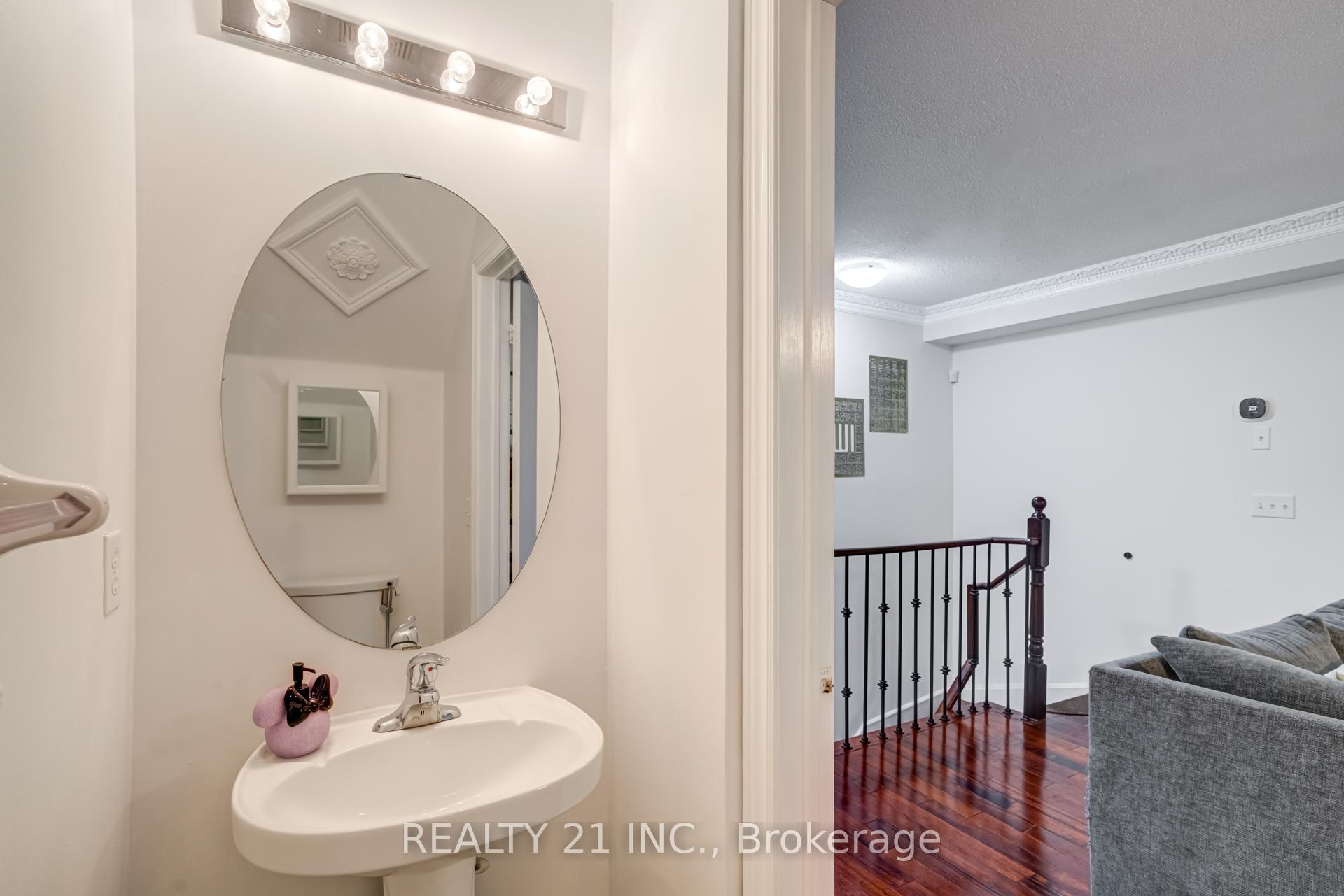 Photo 17 of 17 Rock Haven Lane, Brampton, Downtown Brampton — HOMEH