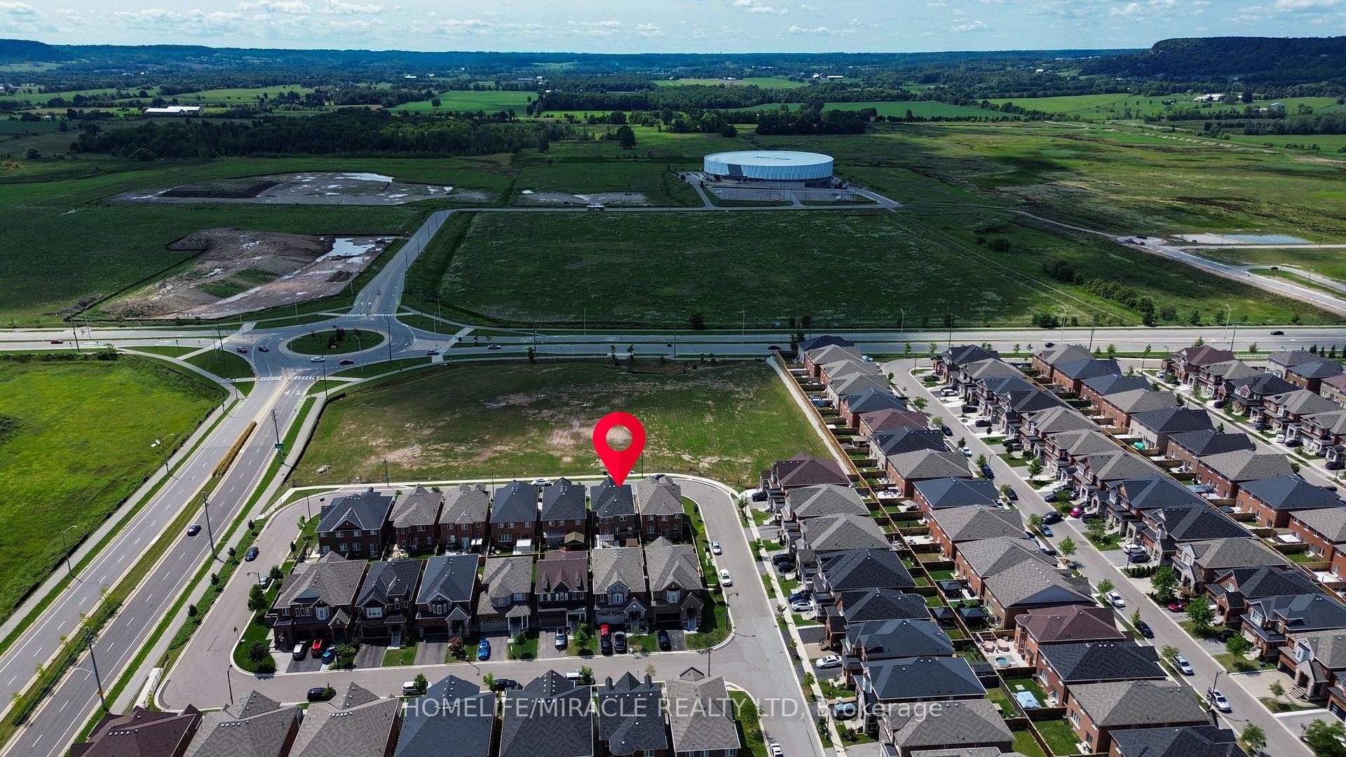 Photo 4 of 544 Bessborough Drive, Milton, Harrison — HOMEH