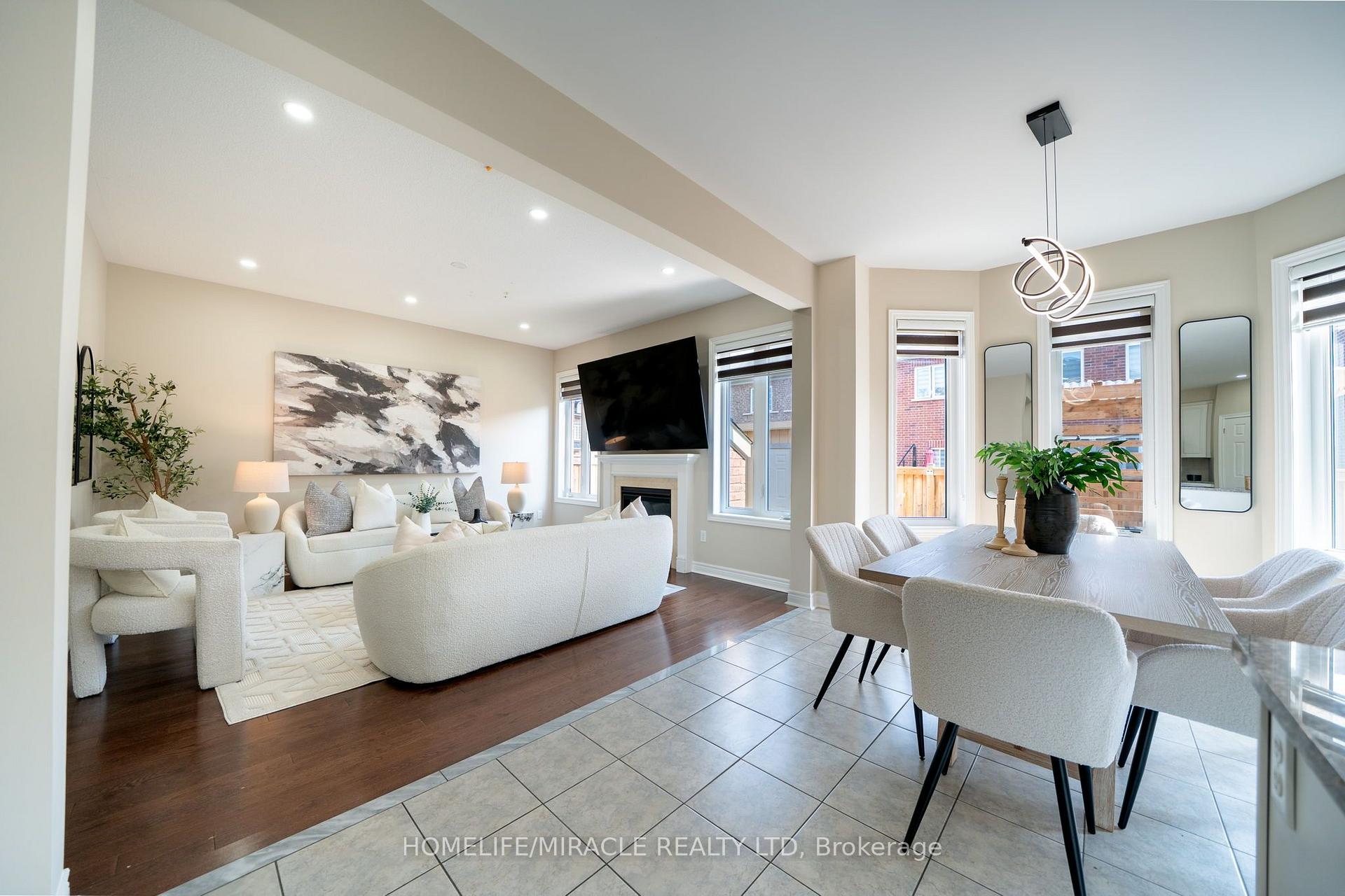 Photo 18 of 544 Bessborough Drive, Milton, Harrison — HOMEH