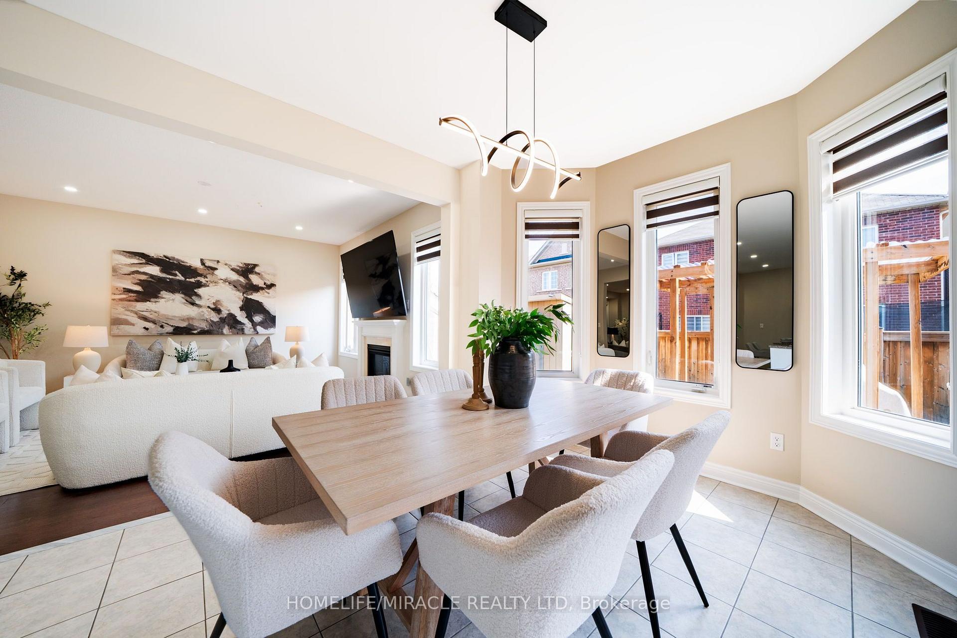 Photo 20 of 544 Bessborough Drive, Milton, Harrison — HOMEH