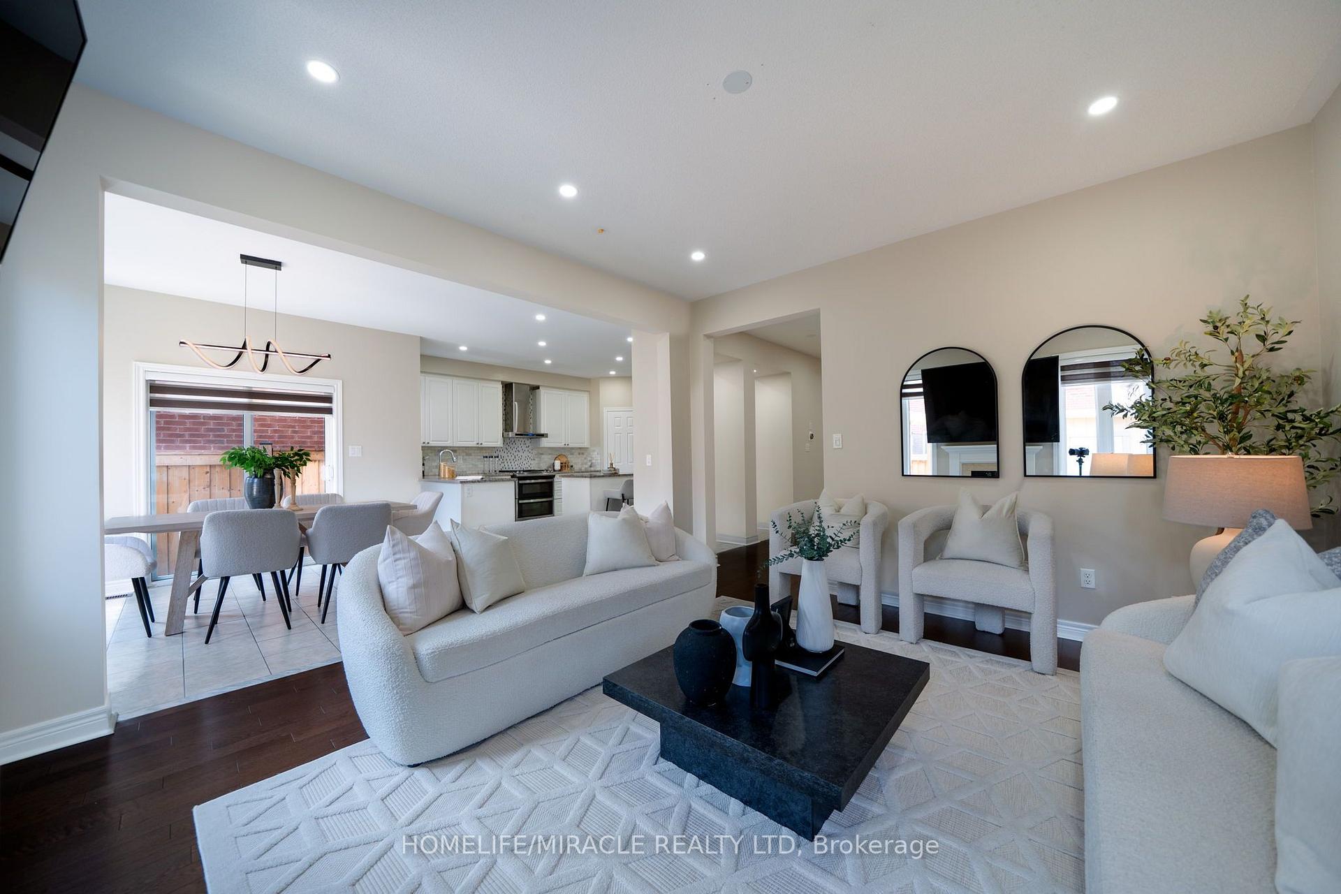 Photo 24 of 544 Bessborough Drive, Milton, Harrison — HOMEH