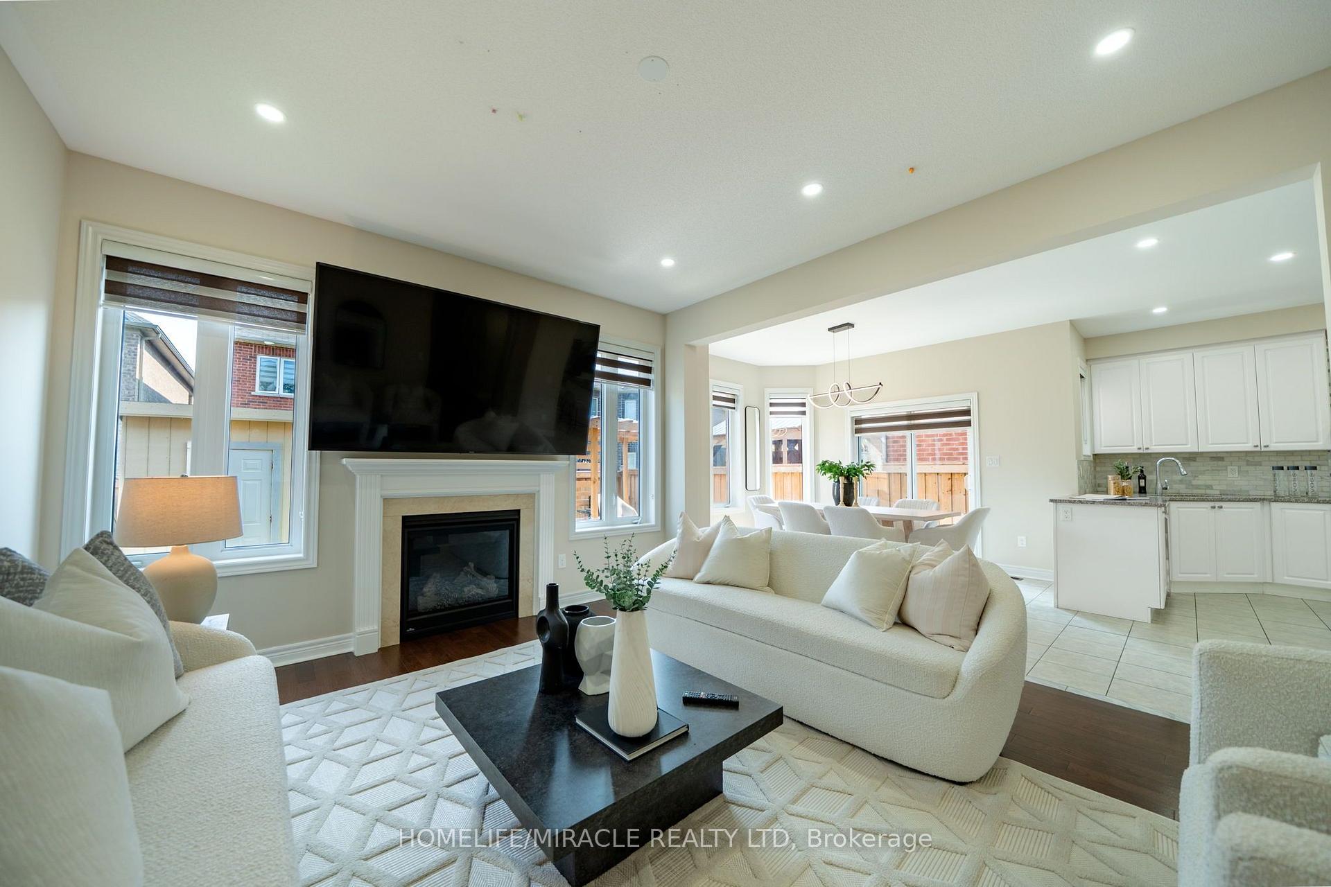 Photo 25 of 544 Bessborough Drive, Milton, Harrison — HOMEH