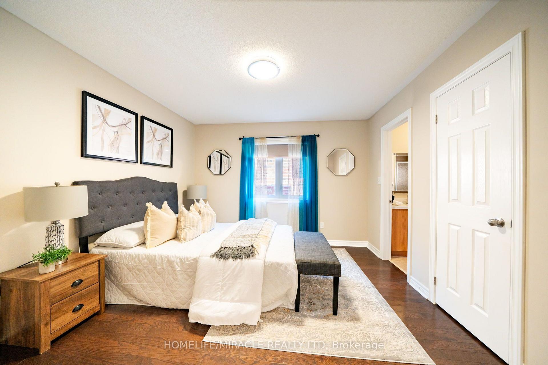 Photo 35 of 544 Bessborough Drive, Milton, Harrison — HOMEH