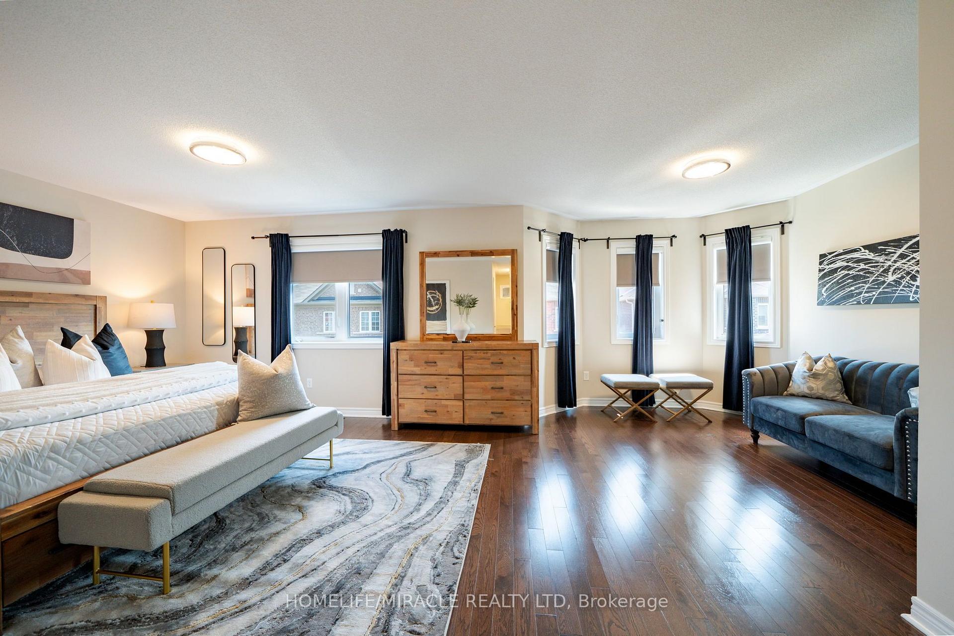 Photo 42 of 544 Bessborough Drive, Milton, Harrison — HOMEH