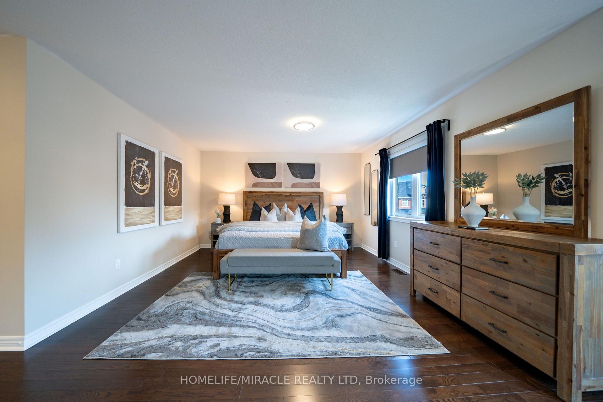 Photo 43 of 544 Bessborough Drive, Milton, Harrison — HOMEH