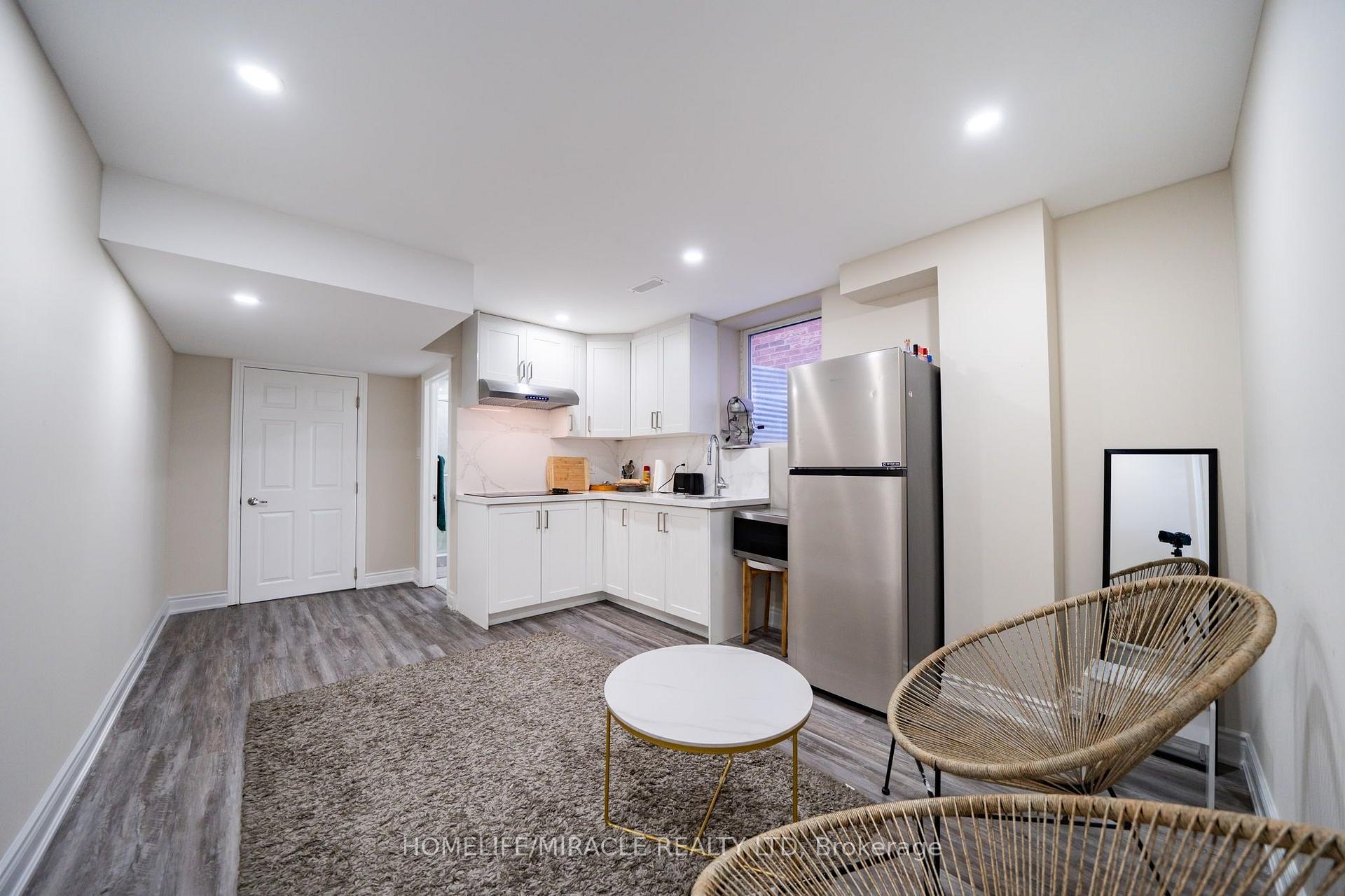 Photo 49 of 544 Bessborough Drive, Milton, Harrison — HOMEH
