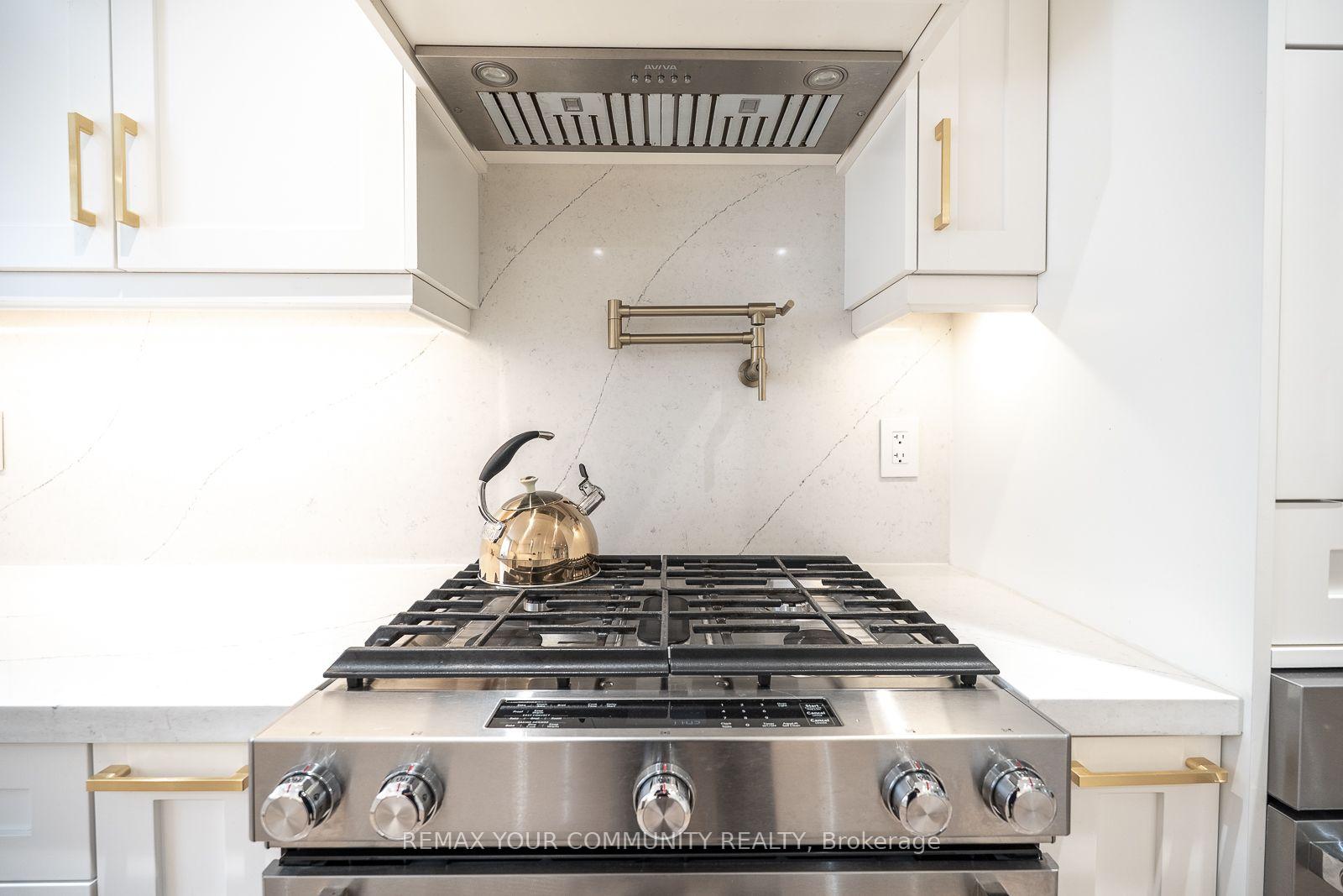 Photo 17 of 354 Bessborough Drive, Toronto, Leaside — HOMEH