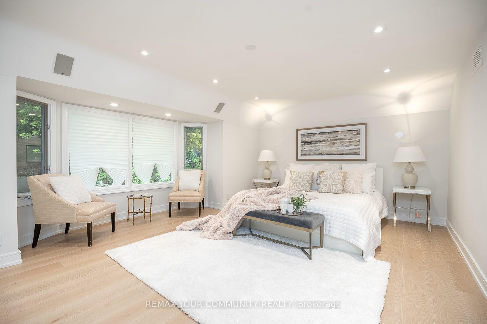 Photo 23 of 354 Bessborough Drive, Toronto, Leaside — HOMEH