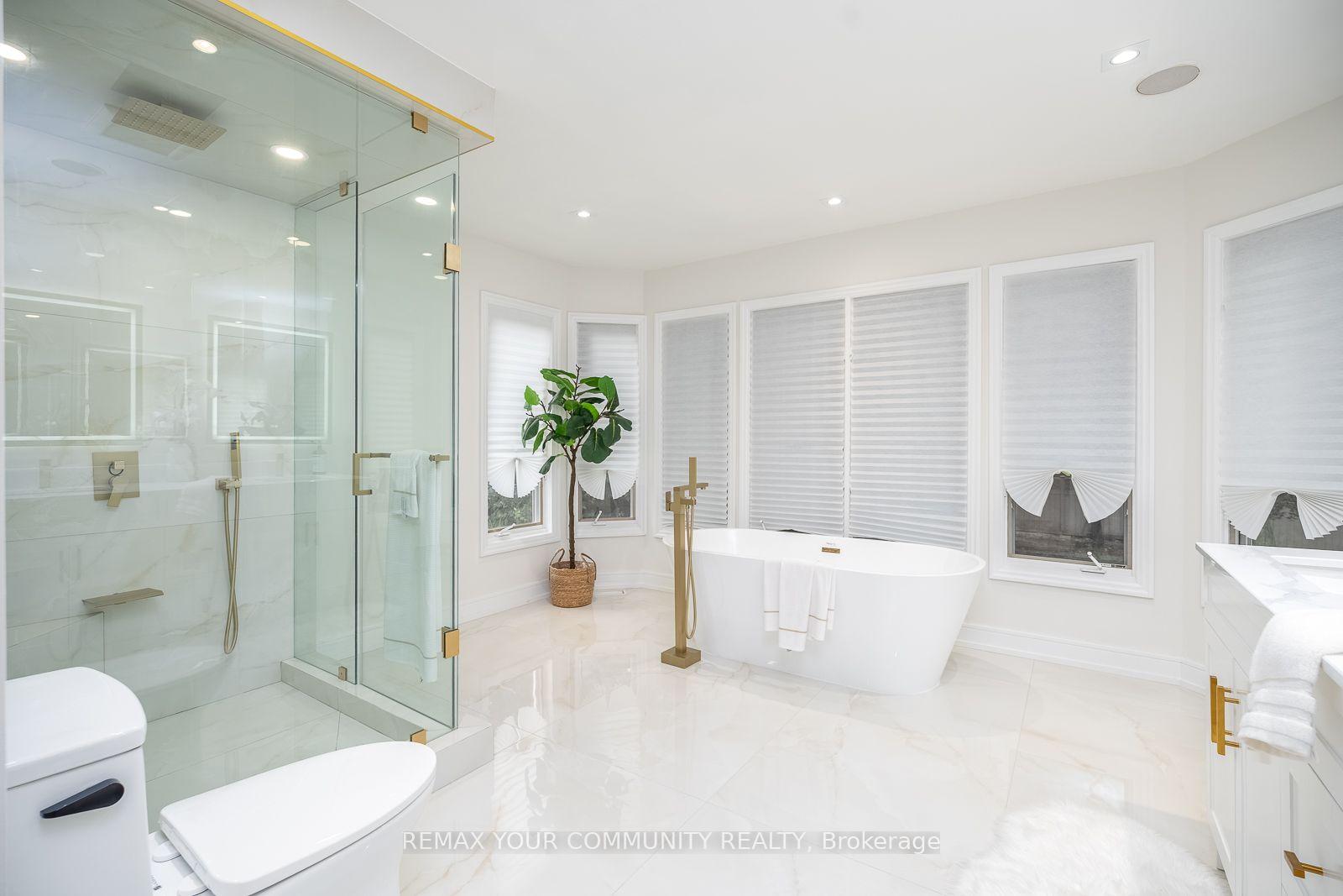 Photo 28 of 354 Bessborough Drive, Toronto, Leaside — HOMEH