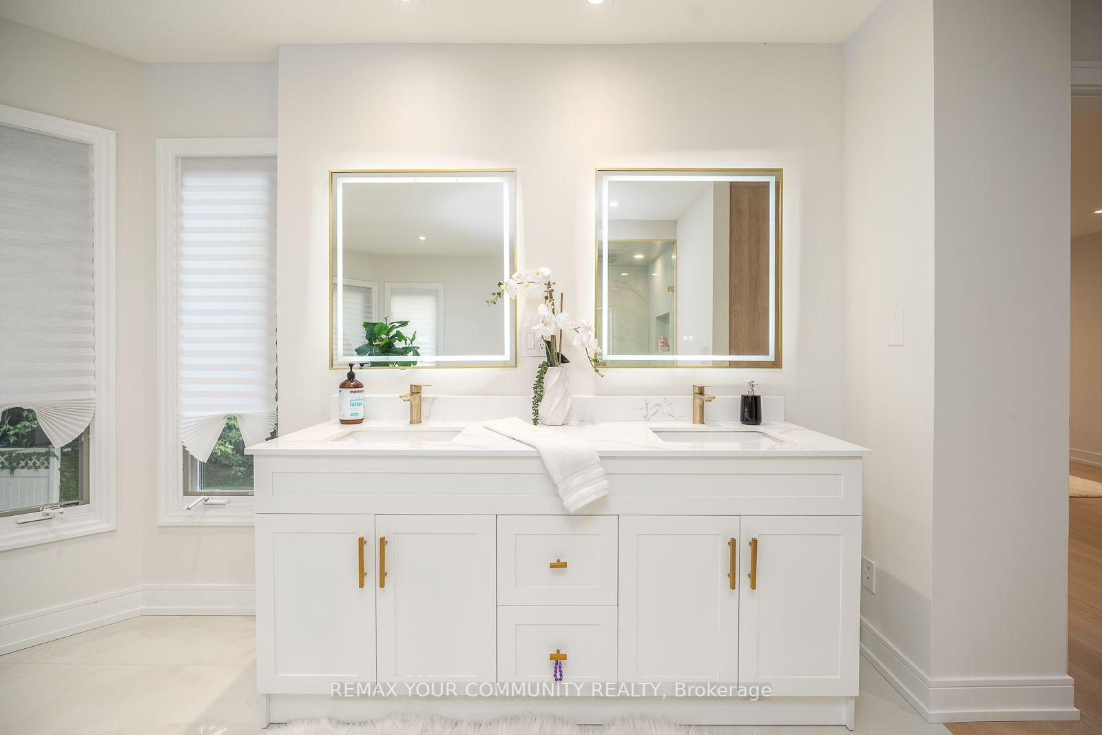 Photo 30 of 354 Bessborough Drive, Toronto, Leaside — HOMEH