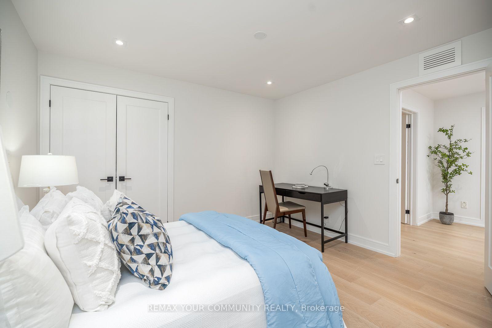 Photo 34 of 354 Bessborough Drive, Toronto, Leaside — HOMEH