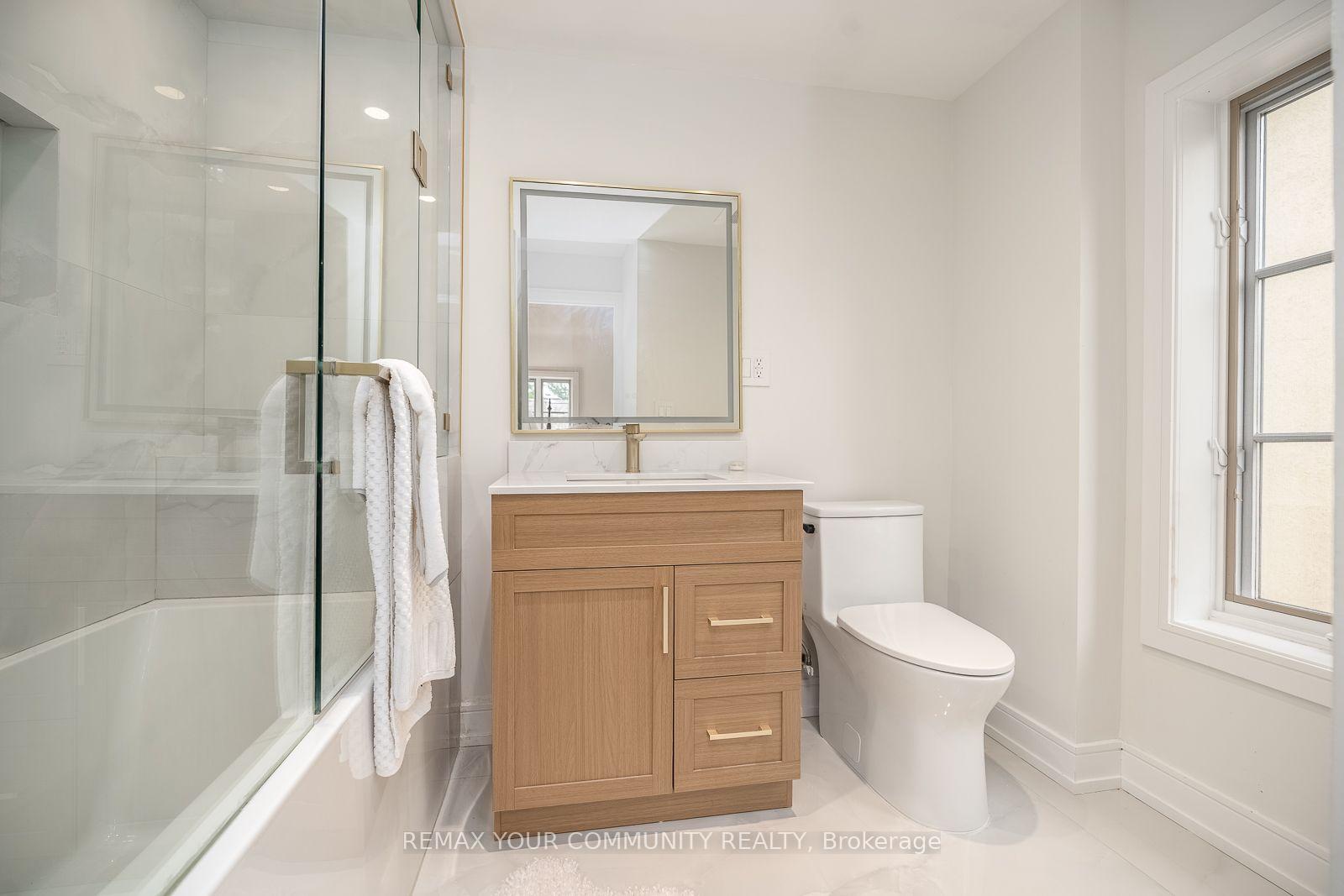 Photo 39 of 354 Bessborough Drive, Toronto, Leaside — HOMEH