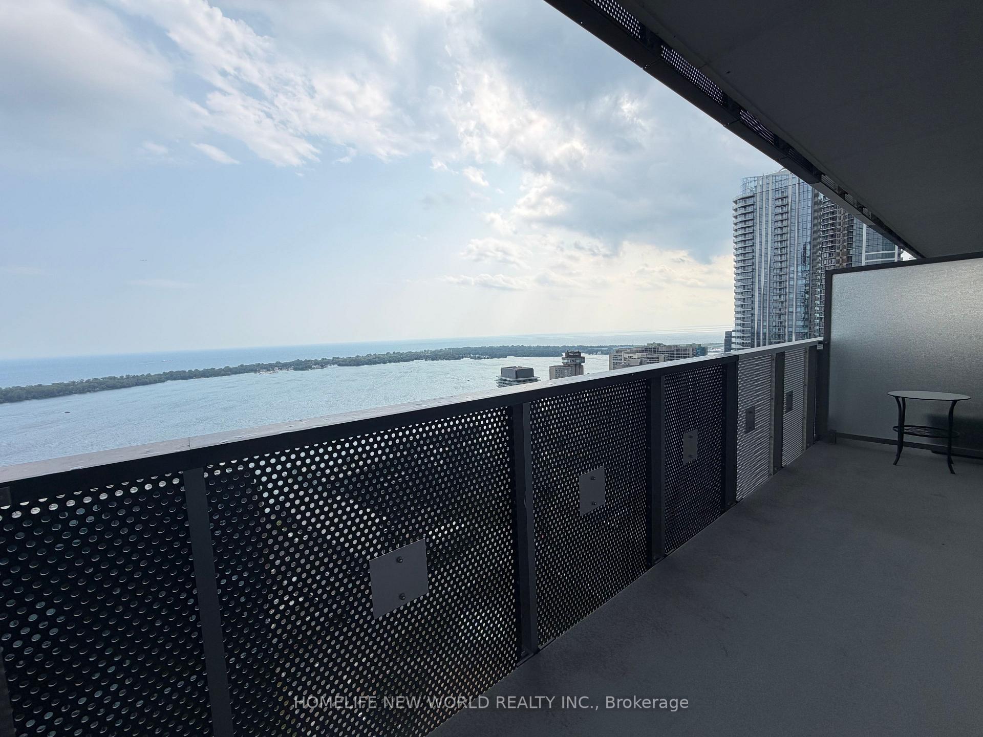 Photo 15 of Unit 5310, 55 Cooper Street, Toronto, Waterfront Communities — HOMEH
