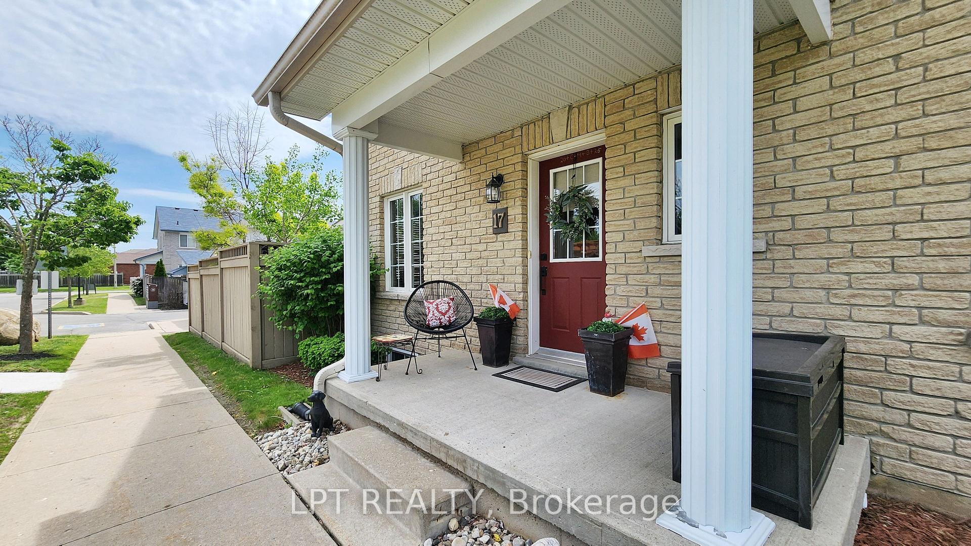 Photo 29 of 17 Silver Maple Crescent, Barrie, Holly — HOMEH