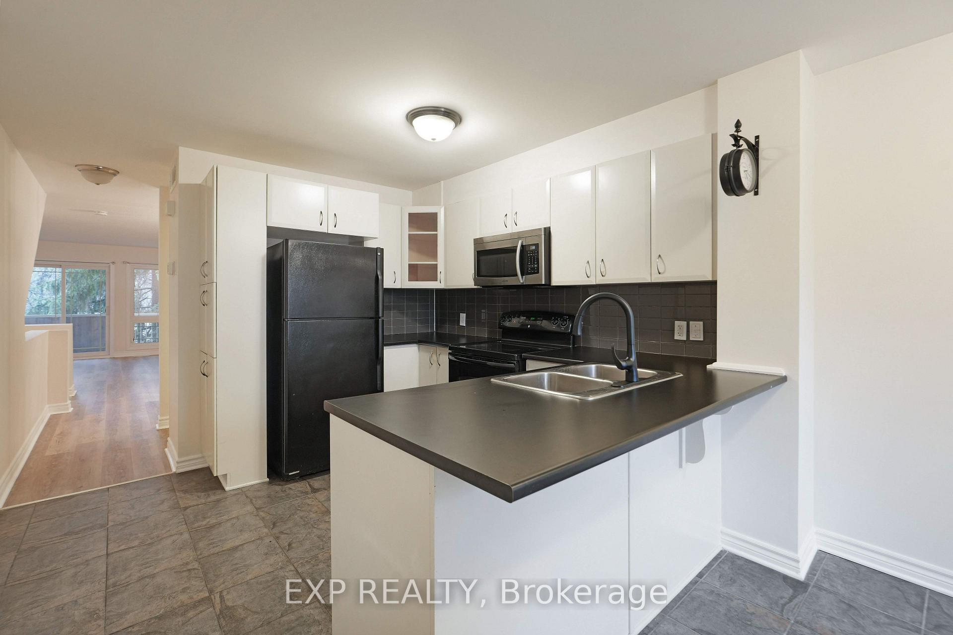 Photo 2 of Unit 14, 201 Paseo Private, Ottawa, Centrepointe — HOMEH