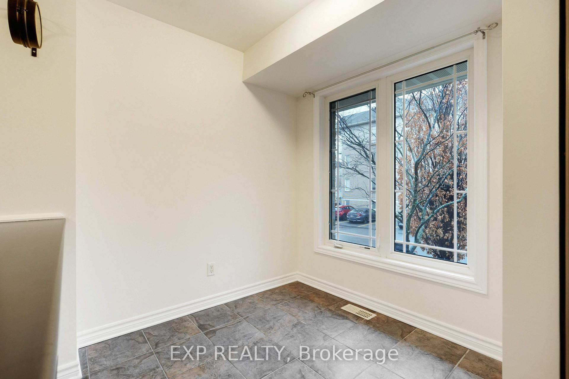 Photo 5 of Unit 14, 201 Paseo Private, Ottawa, Centrepointe — HOMEH