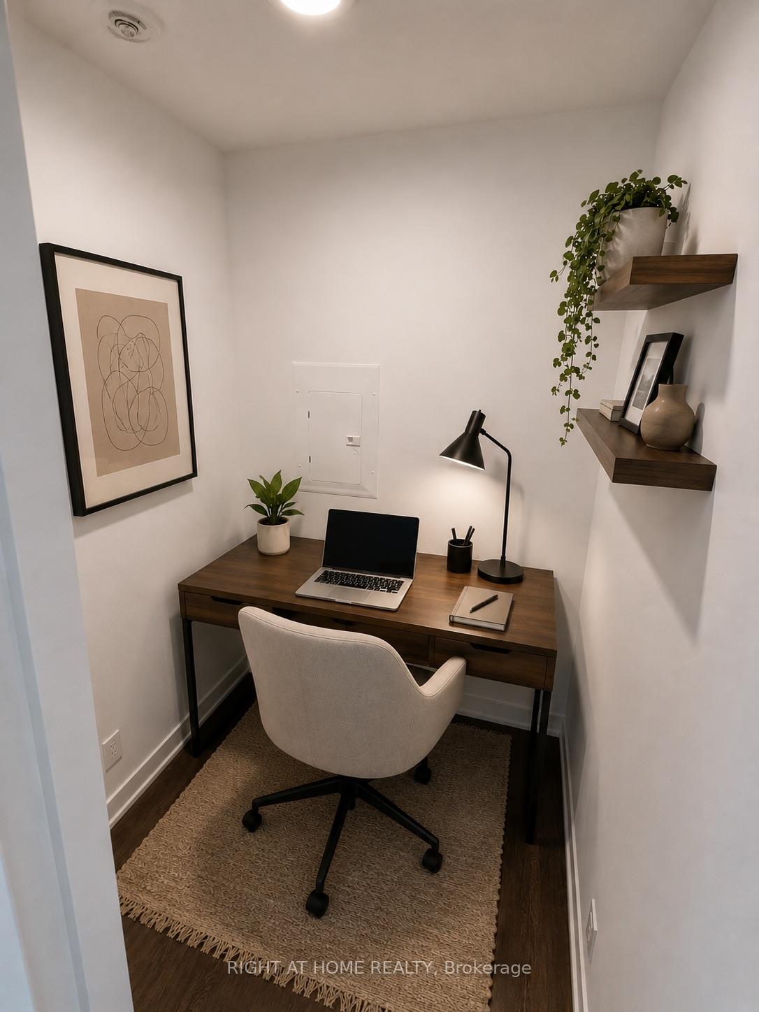 Photo 17 of Unit 1706, 39 Mary Street, Barrie, City Centre — HOMEH