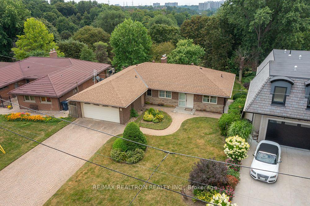 Photo 1 of 7 Anewen Drive, North York, Victoria Village — HOMEH