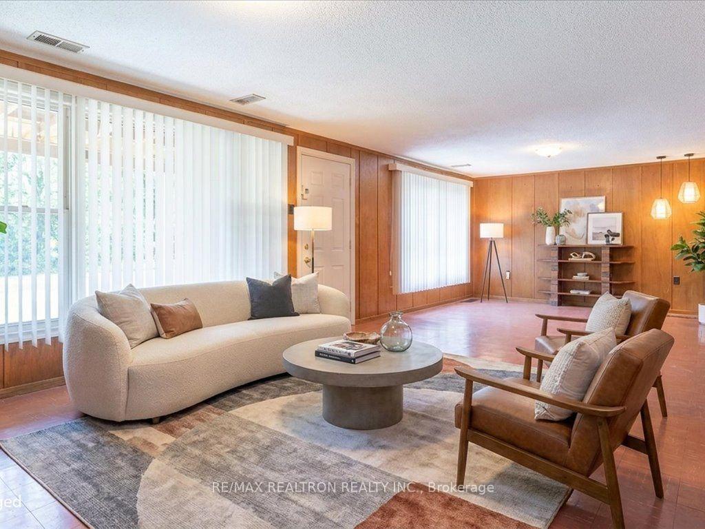 Photo 30 of 7 Anewen Drive, North York, Victoria Village — HOMEH