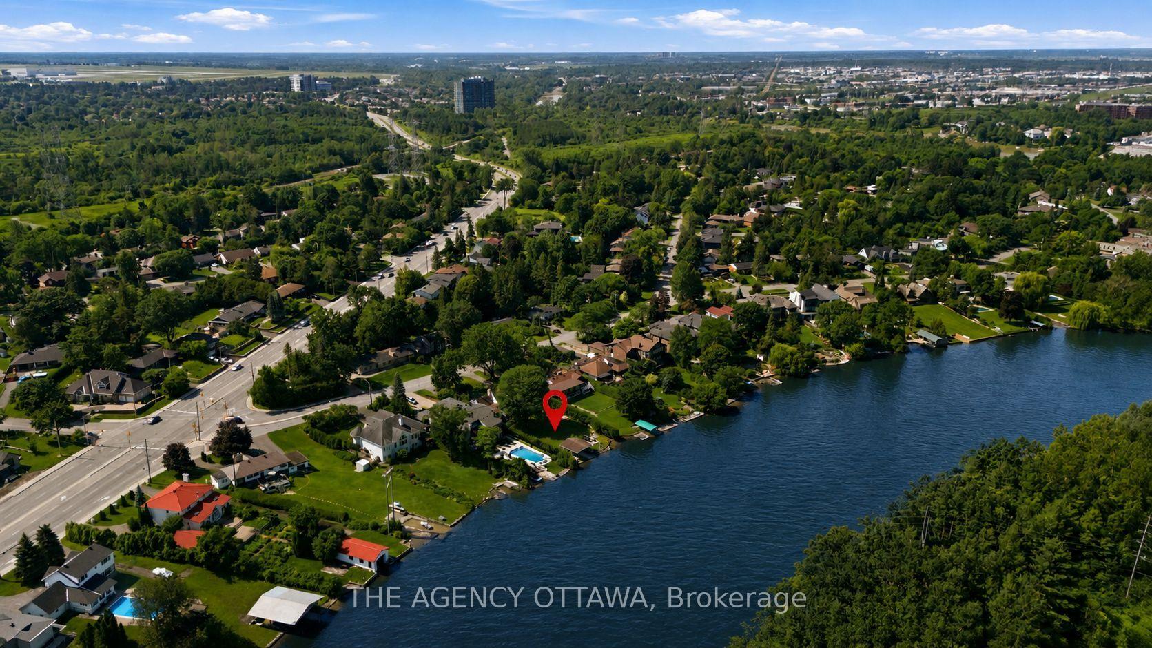 Photo 10 of 3651 Revelstoke Drive, Ottawa, Mooneys Bay/Revelstoke — HOMEH